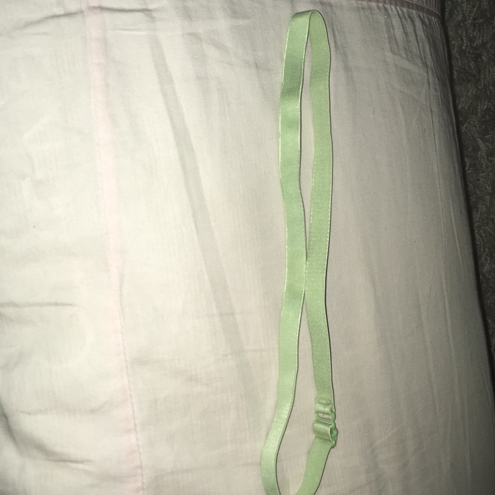 THIN GREEN HEADBAND.